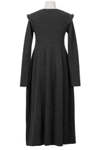 画像をギャラリービューアに読み込む, Wool Cashmere Padded Shoulder Dress | Peacock