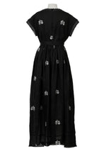 画像をギャラリービューアに読み込む, Embroidery Tack & Gather Long Dress | Stone