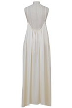 画像をギャラリービューアに読み込む, Back Open Camisole Dress | Cream
