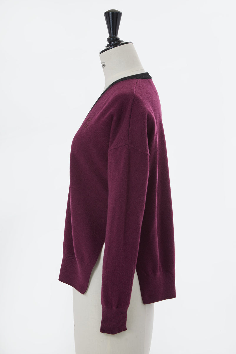 Cashmere V-Neck Asymmetrical Knit with MYLAN Logo | Red – MYLAN