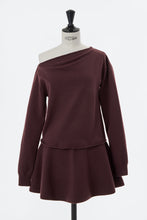 画像をギャラリービューアに読み込む, Wool Cashmere Asymmetrical Off-Shoulder Knit | Stone