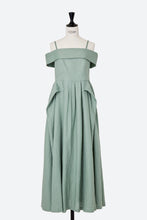 画像をギャラリービューアに読み込む, Off-Shoulder Linen Pleated & Gathered Dress | Sage