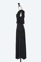 画像をギャラリービューアに読み込む, Gathered Off-Shoulder Dress | Stone
