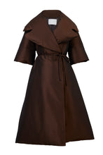 画像をギャラリービューアに読み込む, A Line Down Coat | Umber