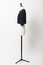 Load image into Gallery viewer, Collorless Short Jacket | Class Blue