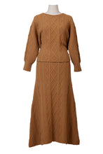 Load image into Gallery viewer, Cashmere Cable Knit Skirt | Sahara