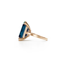 画像をギャラリービューアに読み込む, Cosmo Square Ring | London Blue Topaz