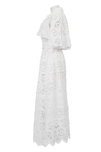 Sleeveless Lace Trench Coat | Shell White