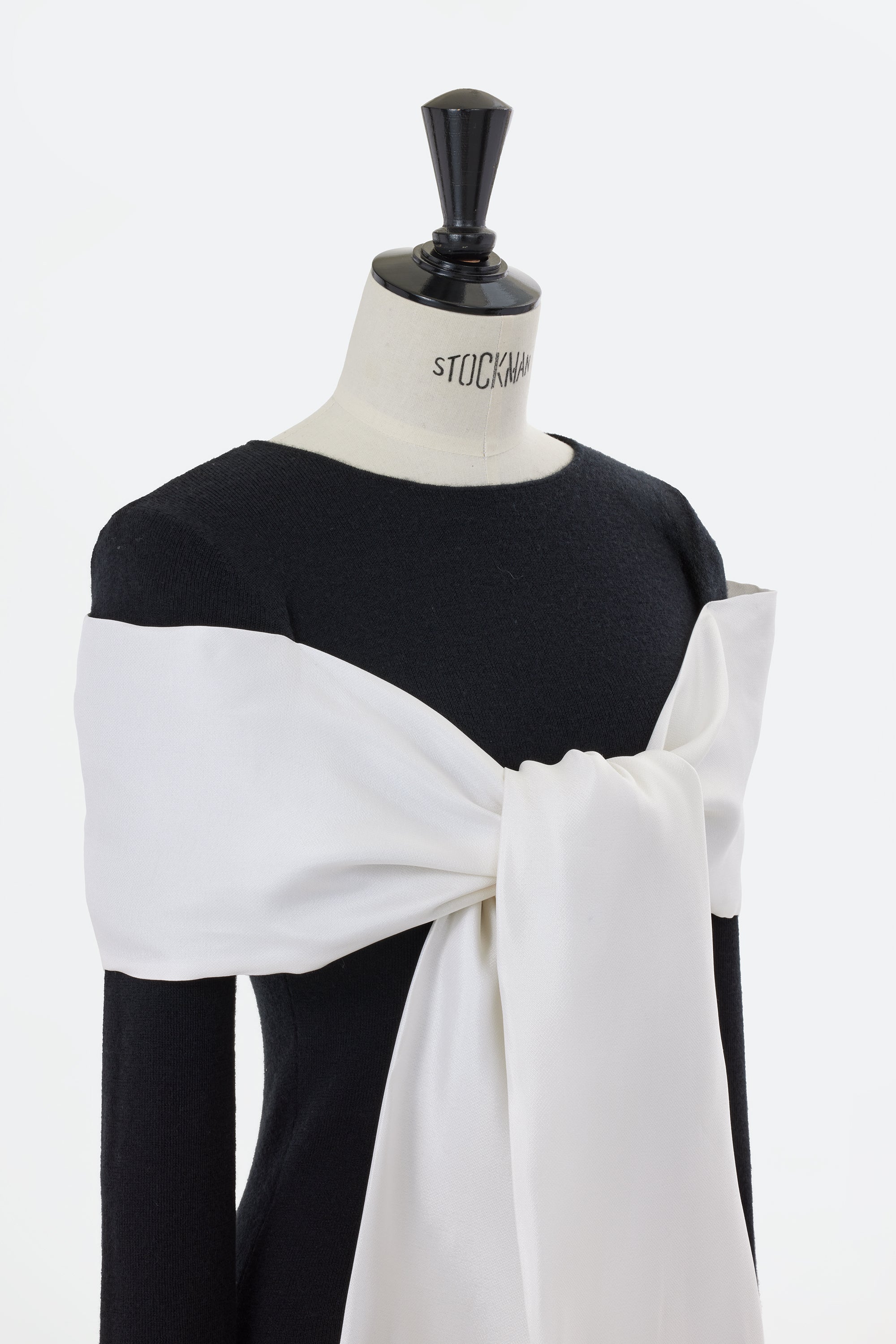 Cashmere Knit with Silk Ribbon | Cherry Blossom – MYLAN ONLINE SHOP
