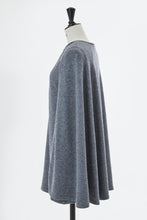 画像をギャラリービューアに読み込む, Wool Cashmere Cape Knit Dress | Shell White
