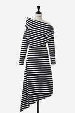 画像をギャラリービューアに読み込む, Asymmetric Striped Long Dress | Stone
