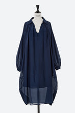 画像をギャラリービューアに読み込む, Crinkle Tunic Dress | Navy
