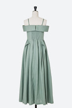 画像をギャラリービューアに読み込む, Off-Shoulder Linen Pleated &amp; Gathered Dress | Cherry Blossom
