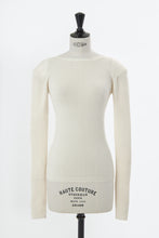 画像をギャラリービューアに読み込む, Cashmere Back-Open Knit Top | Shell White
