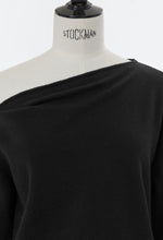 画像をギャラリービューアに読み込む, Wool Cashmere Asymmetrical Off-Shoulder Knit | Stone
