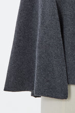 画像をギャラリービューアに読み込む, Wool Cashmere Cape Knit | Charcoal Grey

